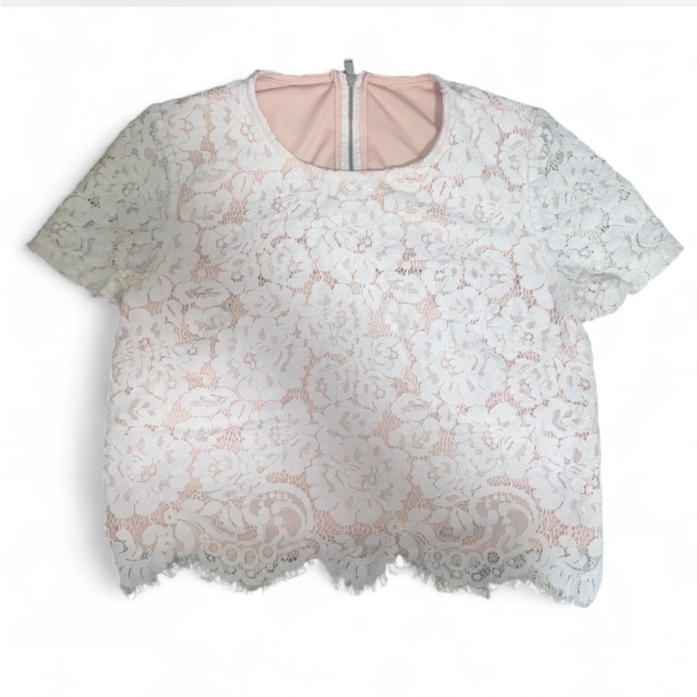 Elegant White Lace Women's Crop Top